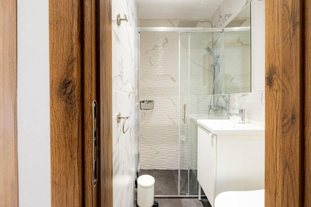 Spacious And Modern Flat At Koukaki, Near Acropolis Афины Экстерьер фото